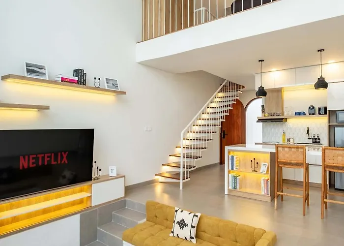Villa New - Stylish 1br With Cinema In Pandawa *