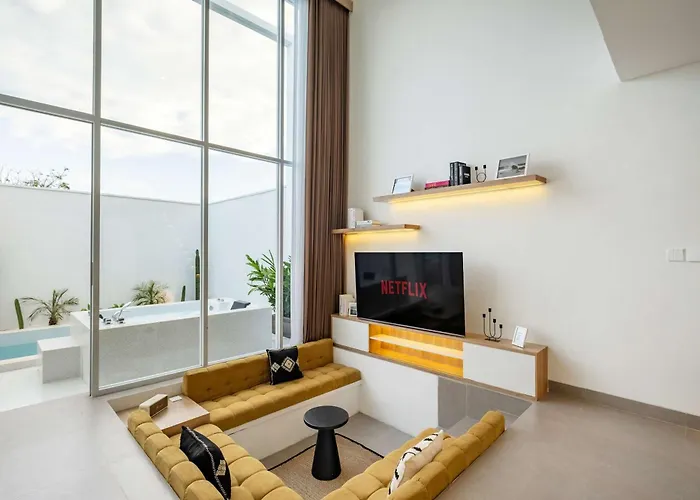 Villa New - Stylish 1br With Cinema In Pandawa *