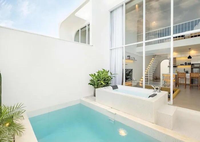 Villa New - Stylish 1br With Cinema In Pandawa *